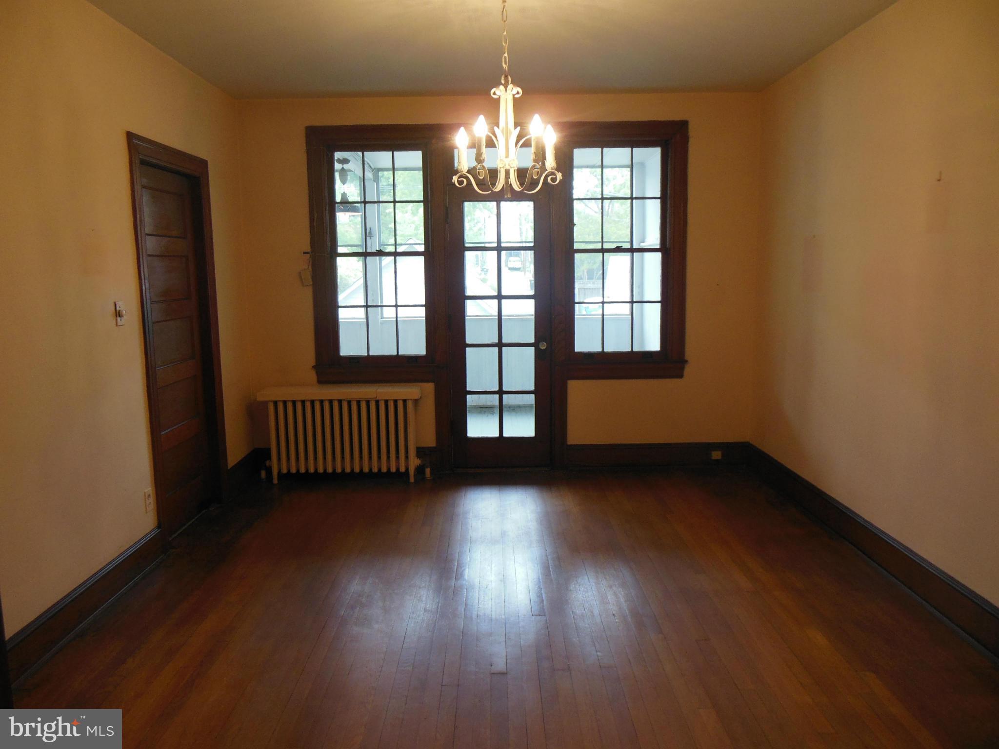 3813 W Street Northwest Washington, DC 20007 - Photo 4 of 8 Dining Room