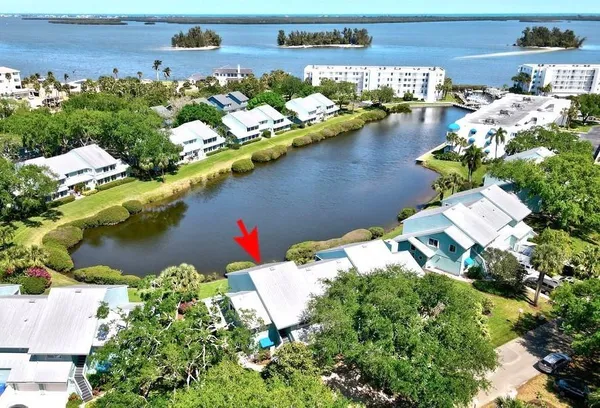 $285,000 | 6408 South River Run Drive, Sebastian, FL 32958
