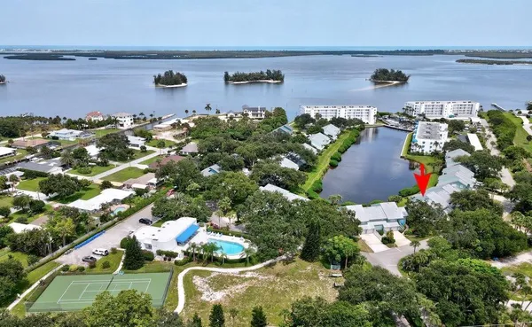 $285,000 | 6408 South River Run Drive, Sebastian, FL 32958