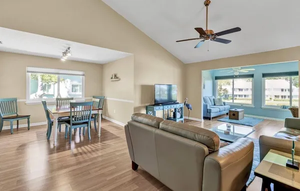 $285,000 | 6408 South River Run Drive, Sebastian, FL 32958