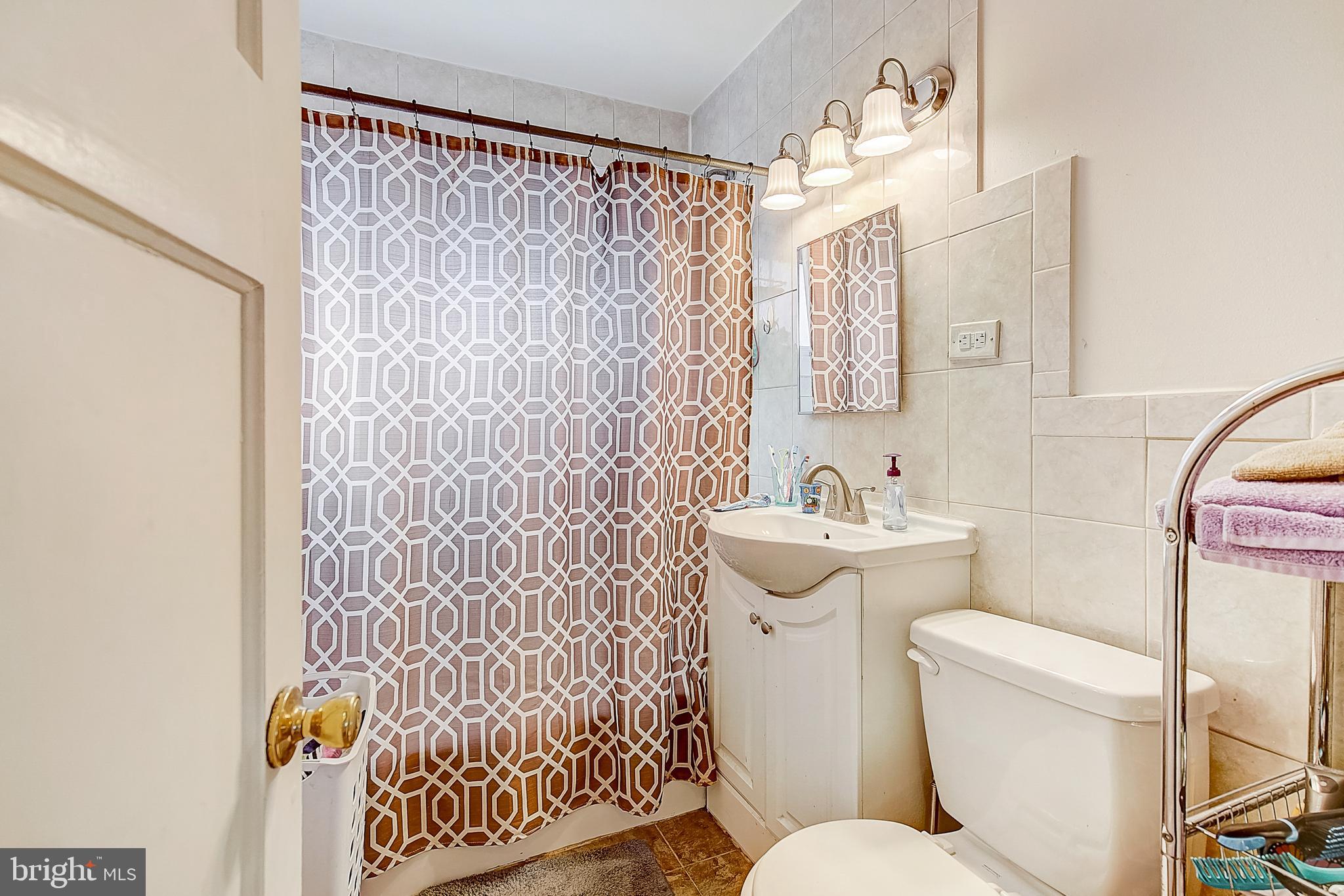 3201 Holyoke Road Philadelphia, PA 19114 - Photo 15 of 32 Gallery Image 15