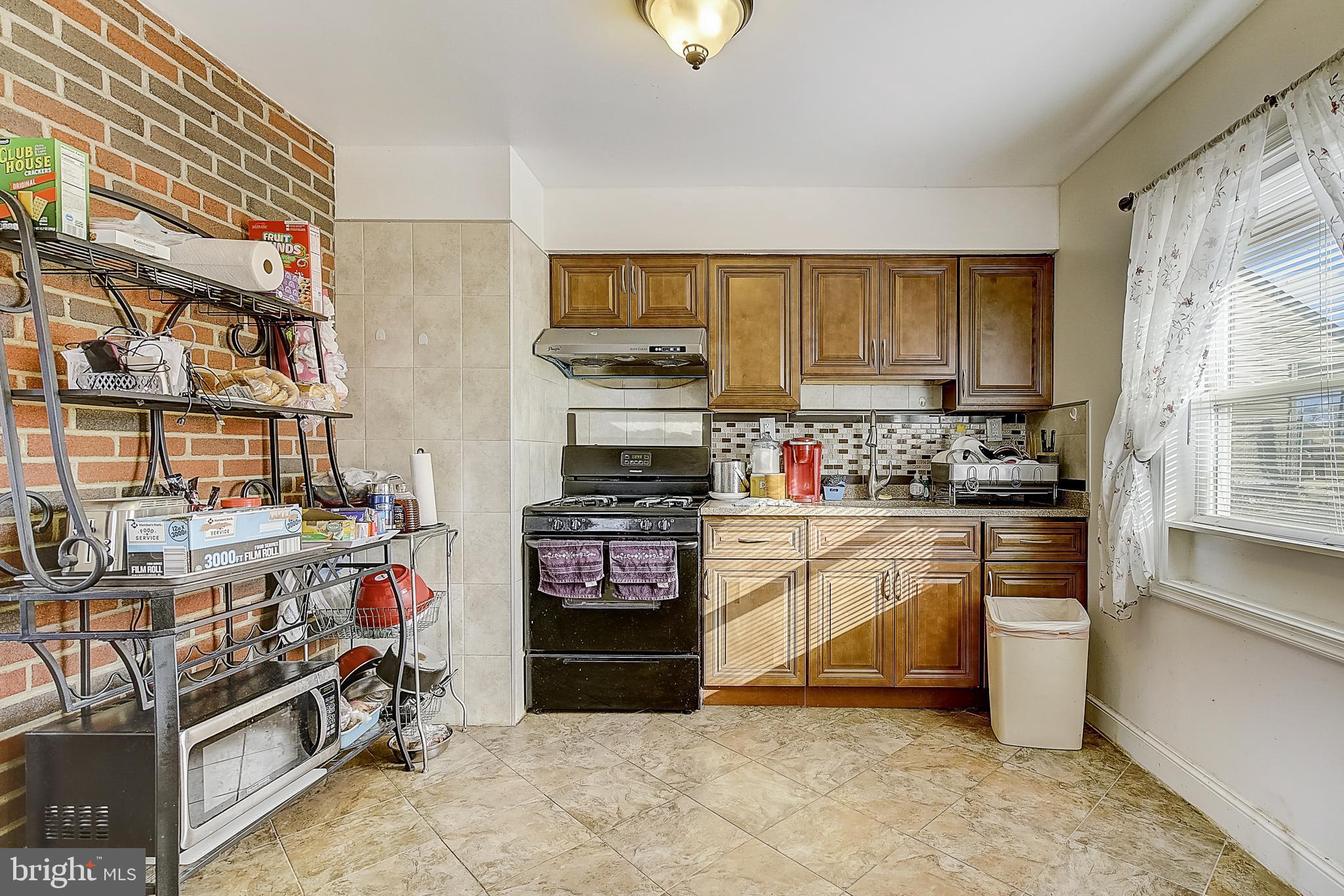 3201 Holyoke Road Philadelphia, PA 19114 - Photo 10 of 32 Gallery Image 10