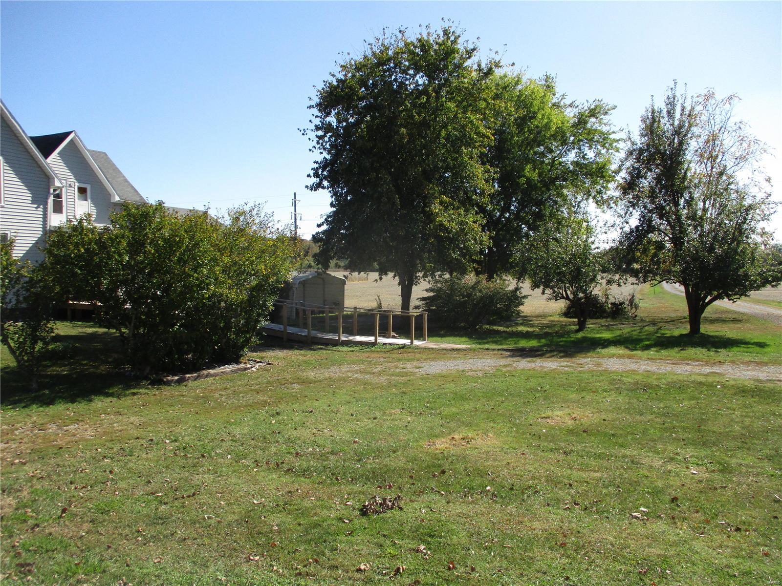 11006 Wine Hill Road Steeleville, IL 62288 - Photo 12 of 44 Gallery Image 12