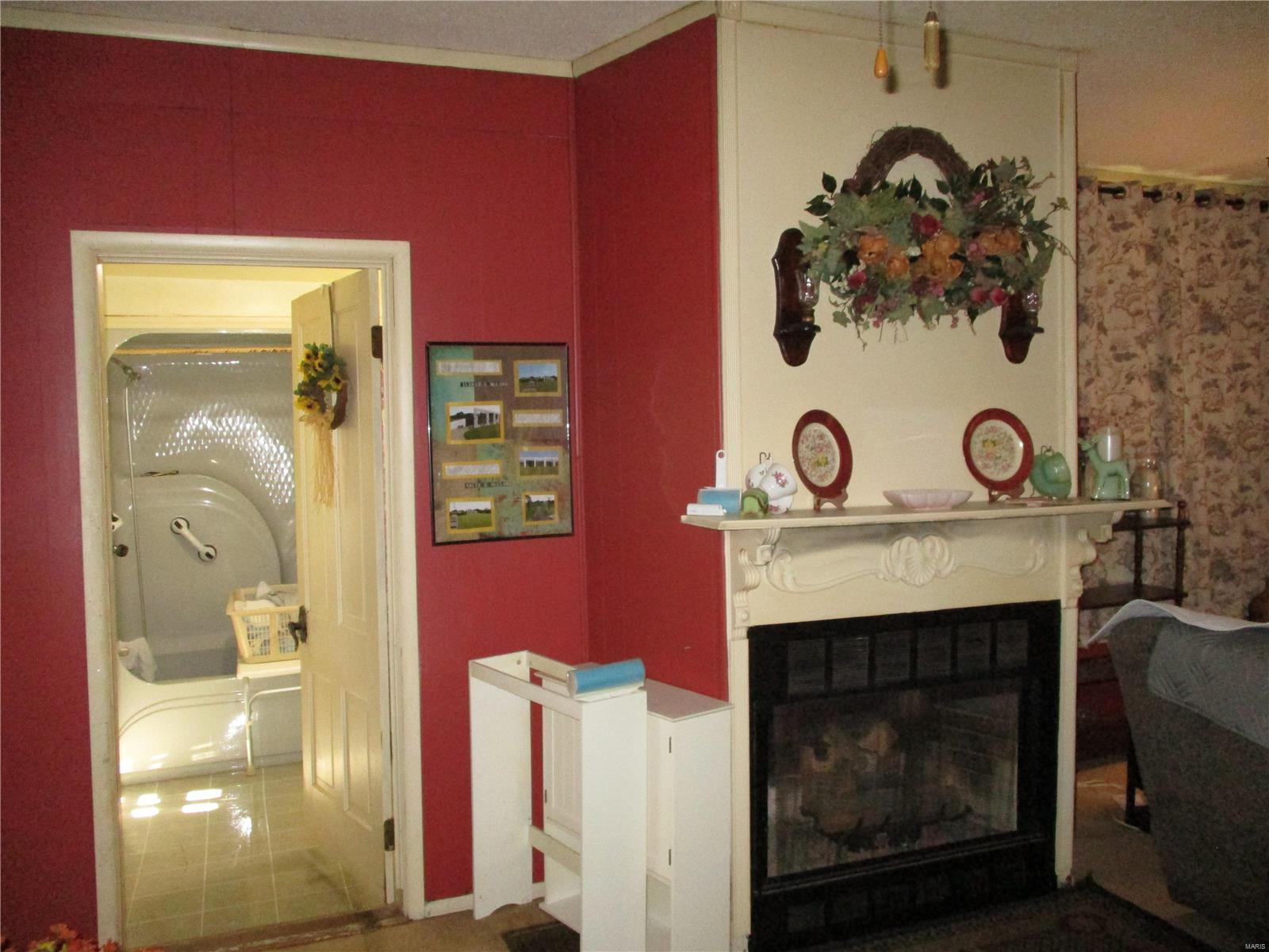 11006 Wine Hill Road Steeleville, IL 62288 - Photo 19 of 44 Gallery Image 19