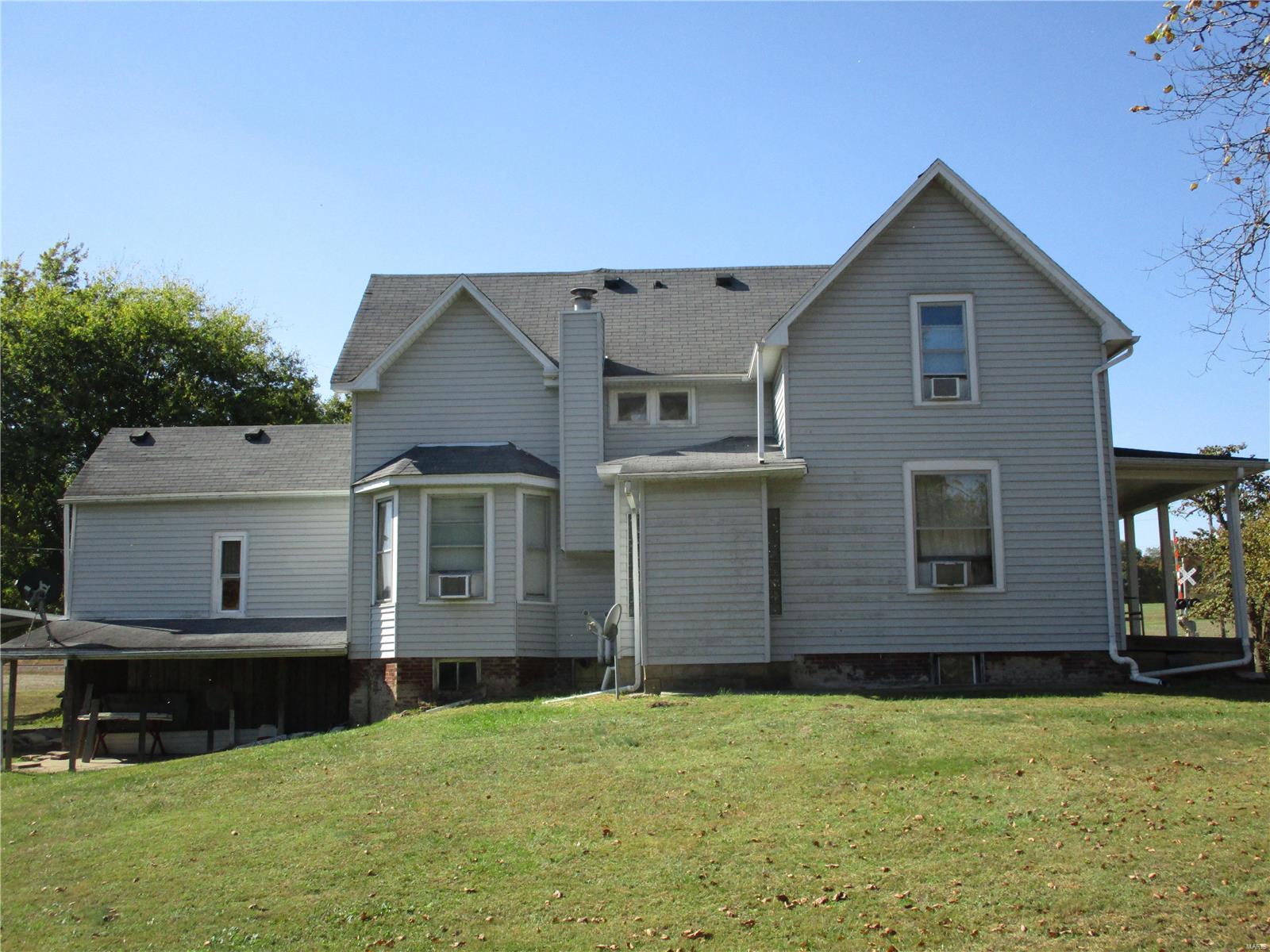 11006 Wine Hill Road Steeleville, IL 62288 - Photo 5 of 44 Gallery Image 5