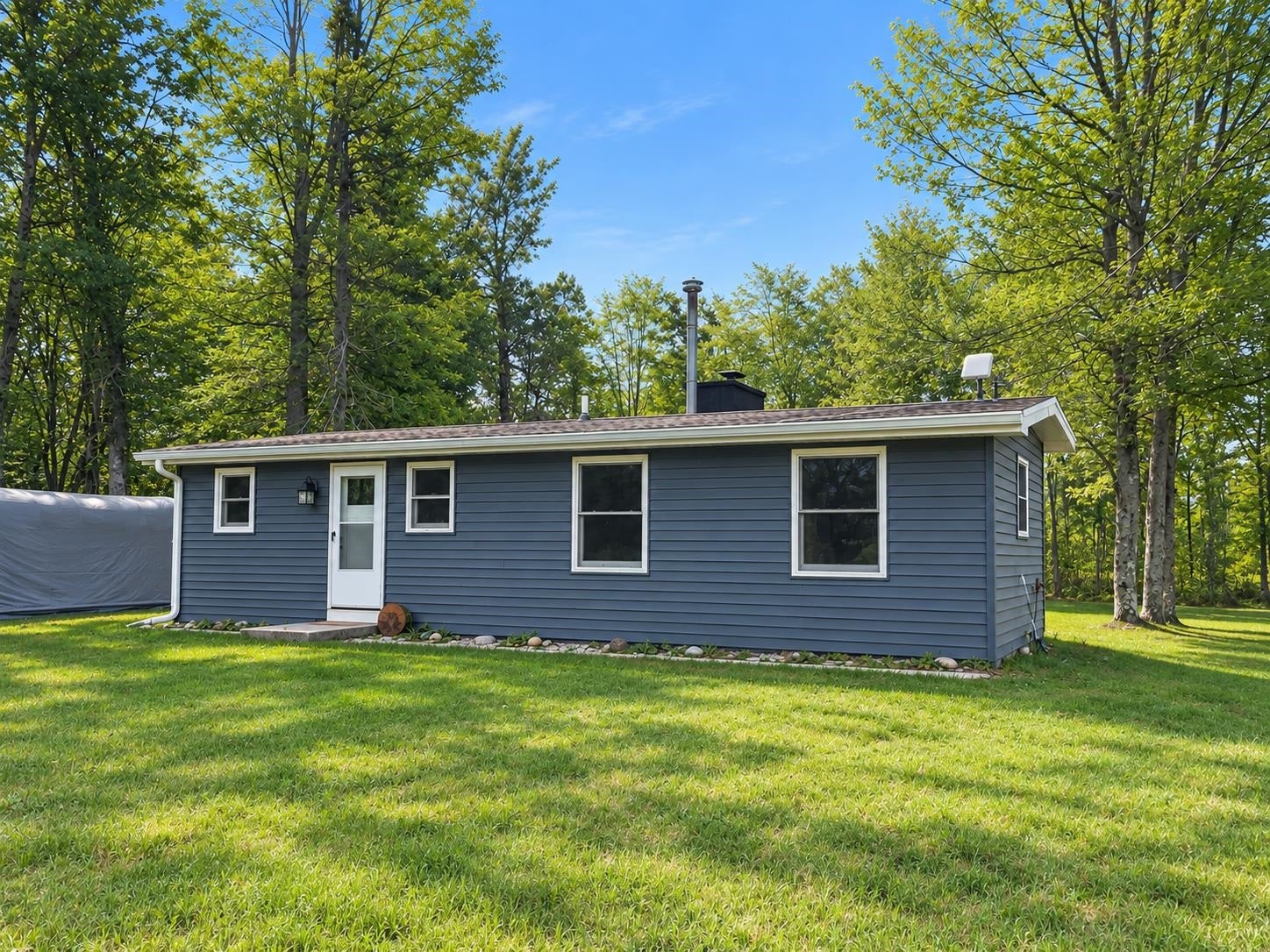 575 West Birch Road Roscommon, MI 48653 - Photo 1 of 51 Gallery Image 1