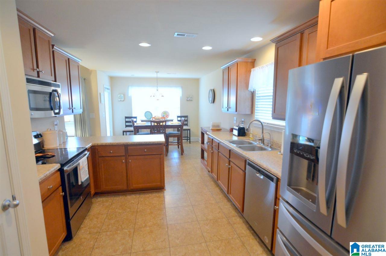 341 Vincent Street Alabaster, AL 35007 - Photo 20 of 39