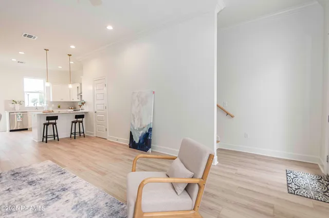 $1,950 | 1510 Kaliste Saloom Road, Unit 405, Lafayette, LA 70508