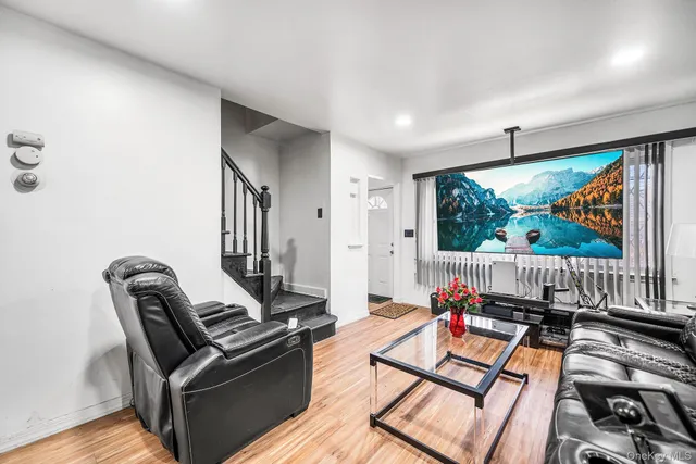 $799,000 | 137-15 170th Street | Rochdale