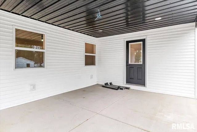 $285,000 | 446 North 7th Street, Auburn, IL 62615