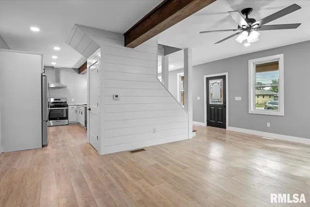 $285,000 | 446 North 7th Street, Auburn, IL 62615