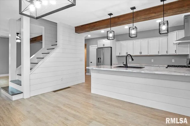 $285,000 | 446 North 7th Street, Auburn, IL 62615