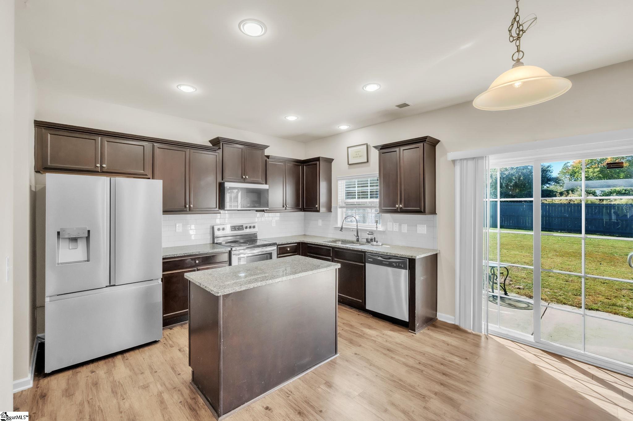 509 Friar Park Lane Lyman, SC 29365 - Photo 5 of 37