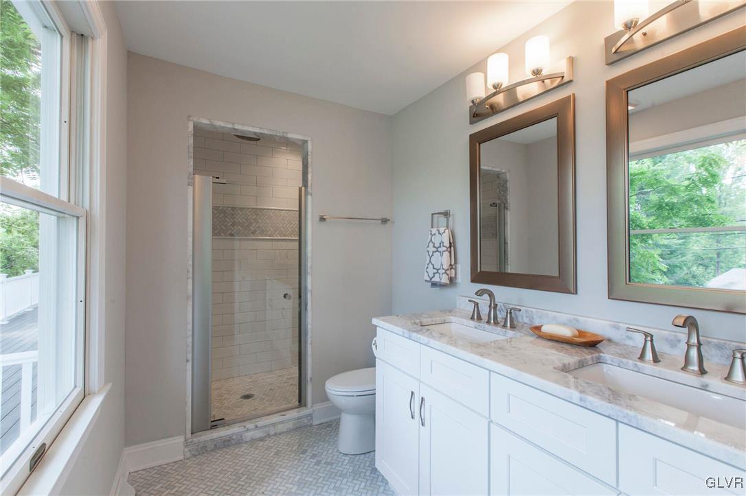 755 Yorkshire Road Allentown, PA 18103 - Photo 12 of 29 Gallery Image 12