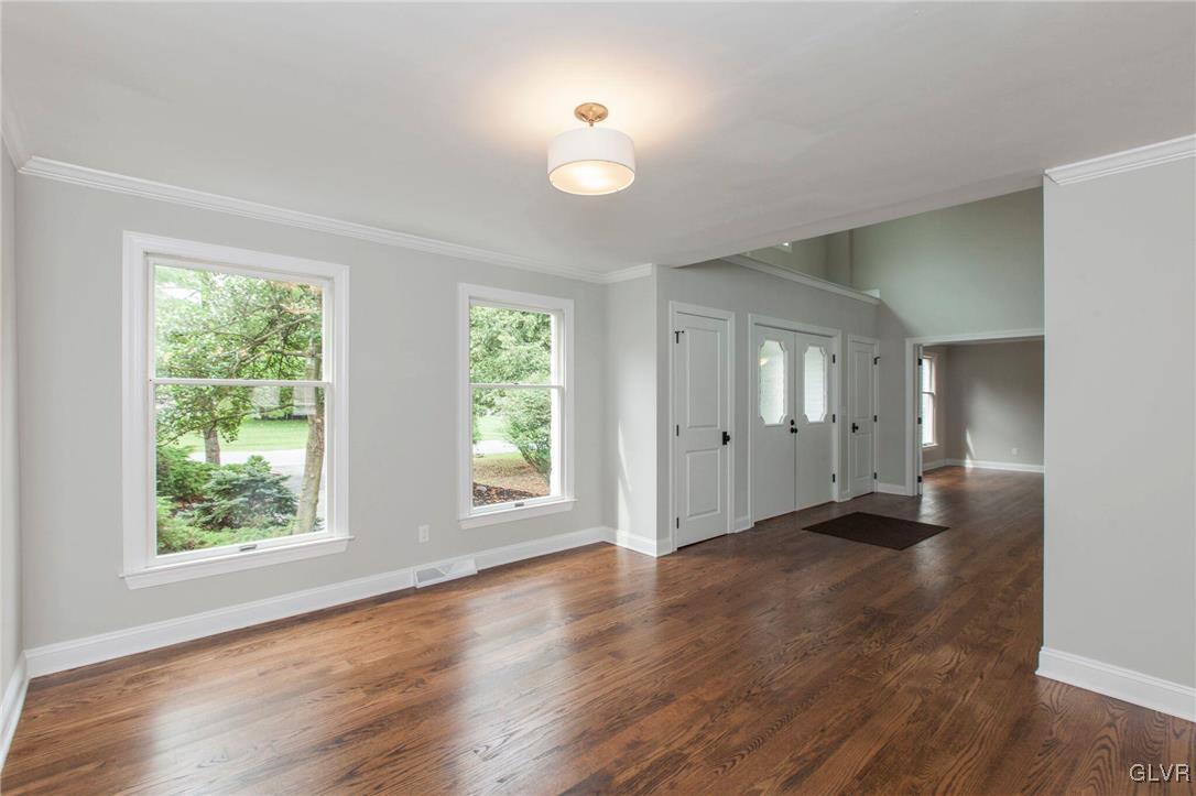 755 Yorkshire Road Allentown, PA 18103 - Photo 14 of 29 Gallery Image 14