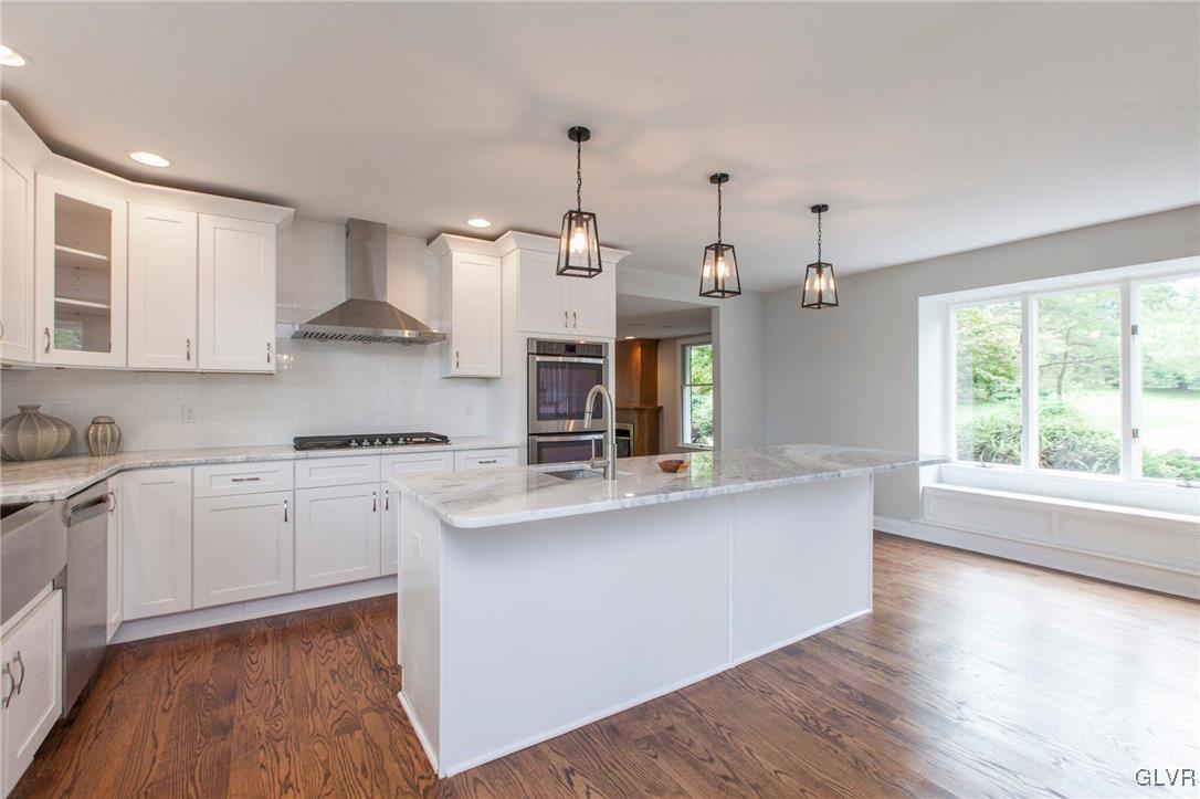 755 Yorkshire Road Allentown, PA 18103 - Photo 5 of 29 Gallery Image 5
