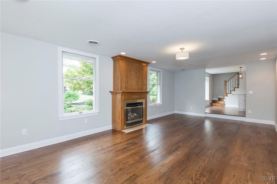 755 Yorkshire Road Allentown, PA 18103 - Photo 10 of 29 Gallery Image 10