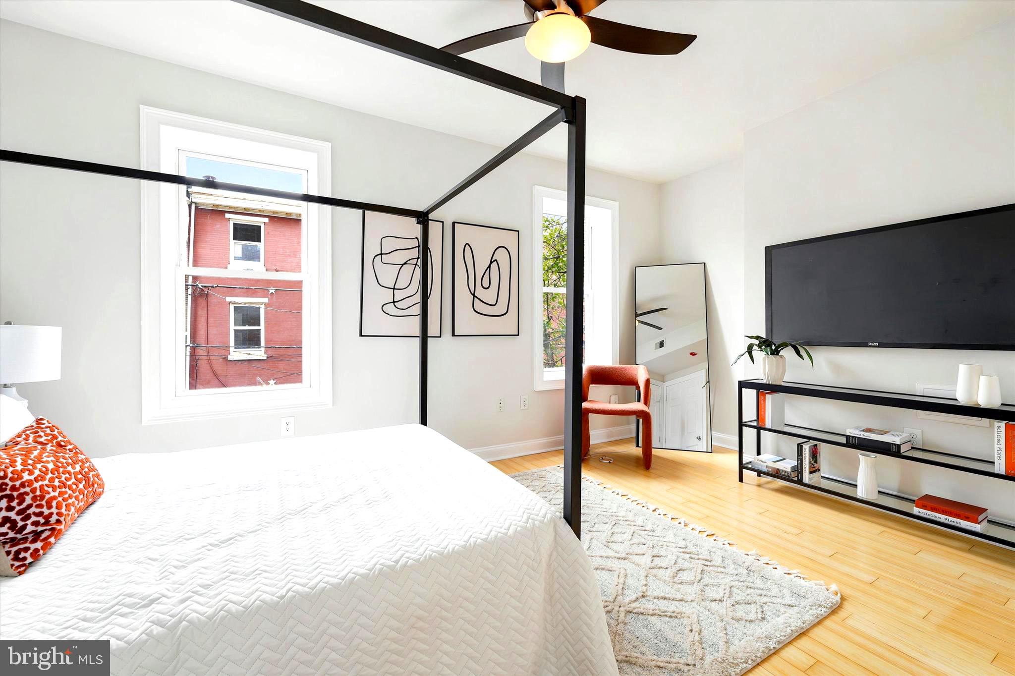 1215 North Randolph Street, Unit 2 Philadelphia, PA 19122 - Photo 7 of 11 Additional view of the primary bedroom