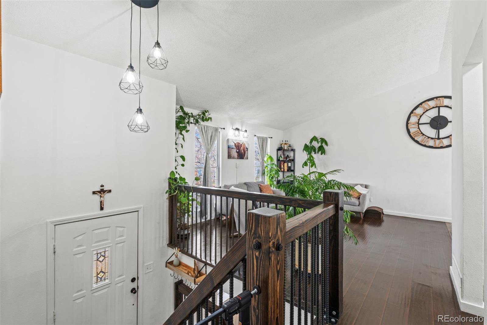 19792 East Bates Drive Aurora, CO 80013 - Photo 3 of 28