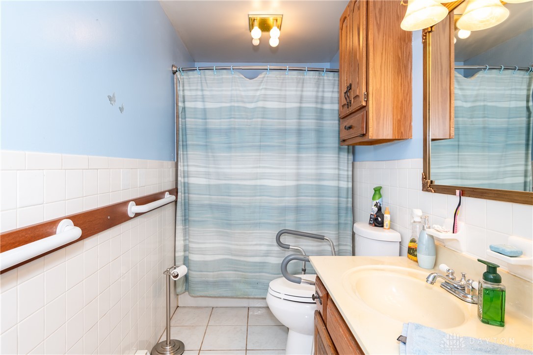 5049 West Enon Road Fairborn, OH 45324 - Photo 23 of 58