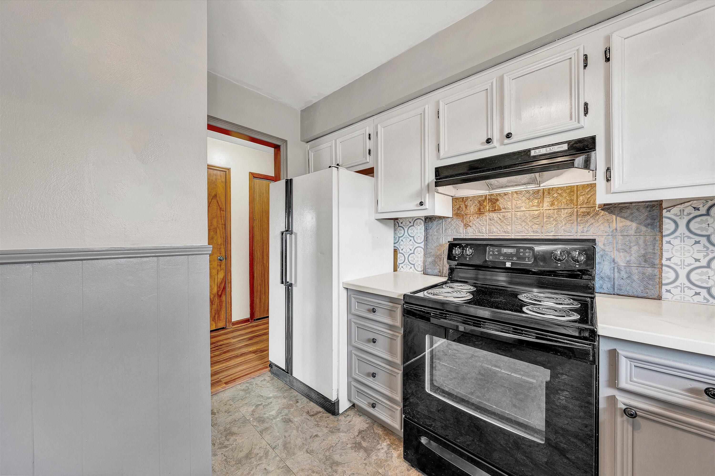 955 Kingston Road Wirtz, VA 24184 - Photo 14 of 60 Kitchen