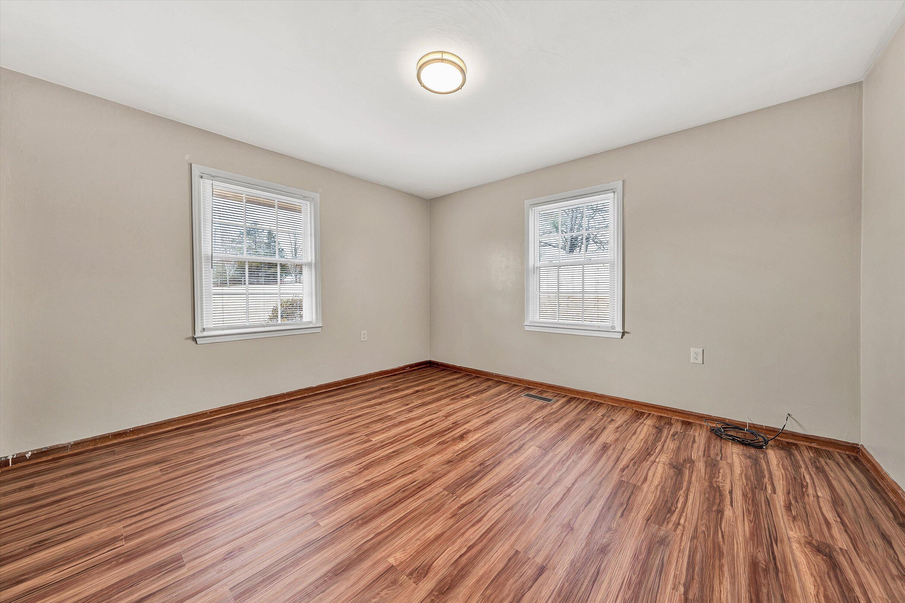 955 Kingston Road Wirtz, VA 24184 - Photo 22 of 60 20-DSC00046