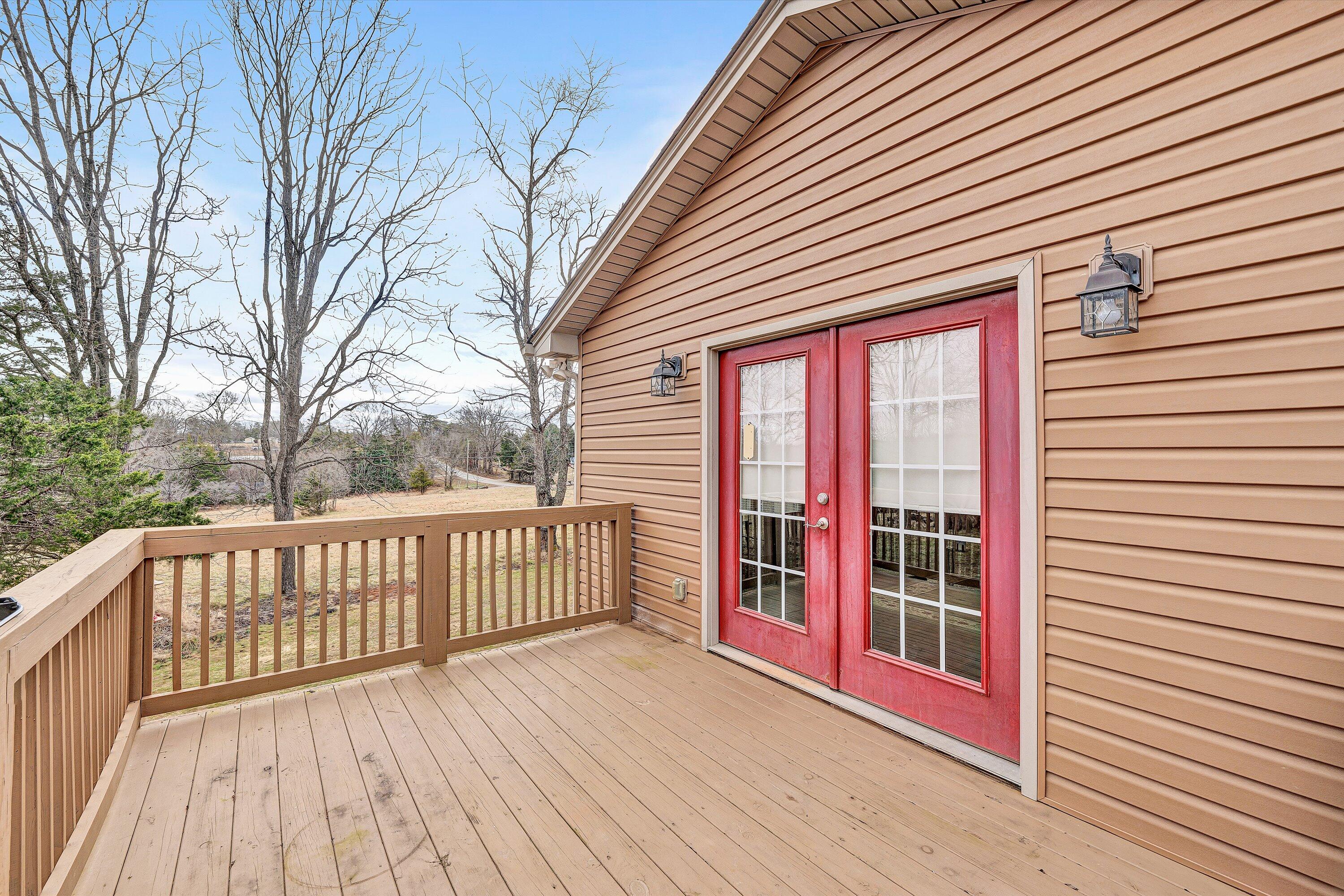 955 Kingston Road Wirtz, VA 24184 - Photo 37 of 60 in law deck