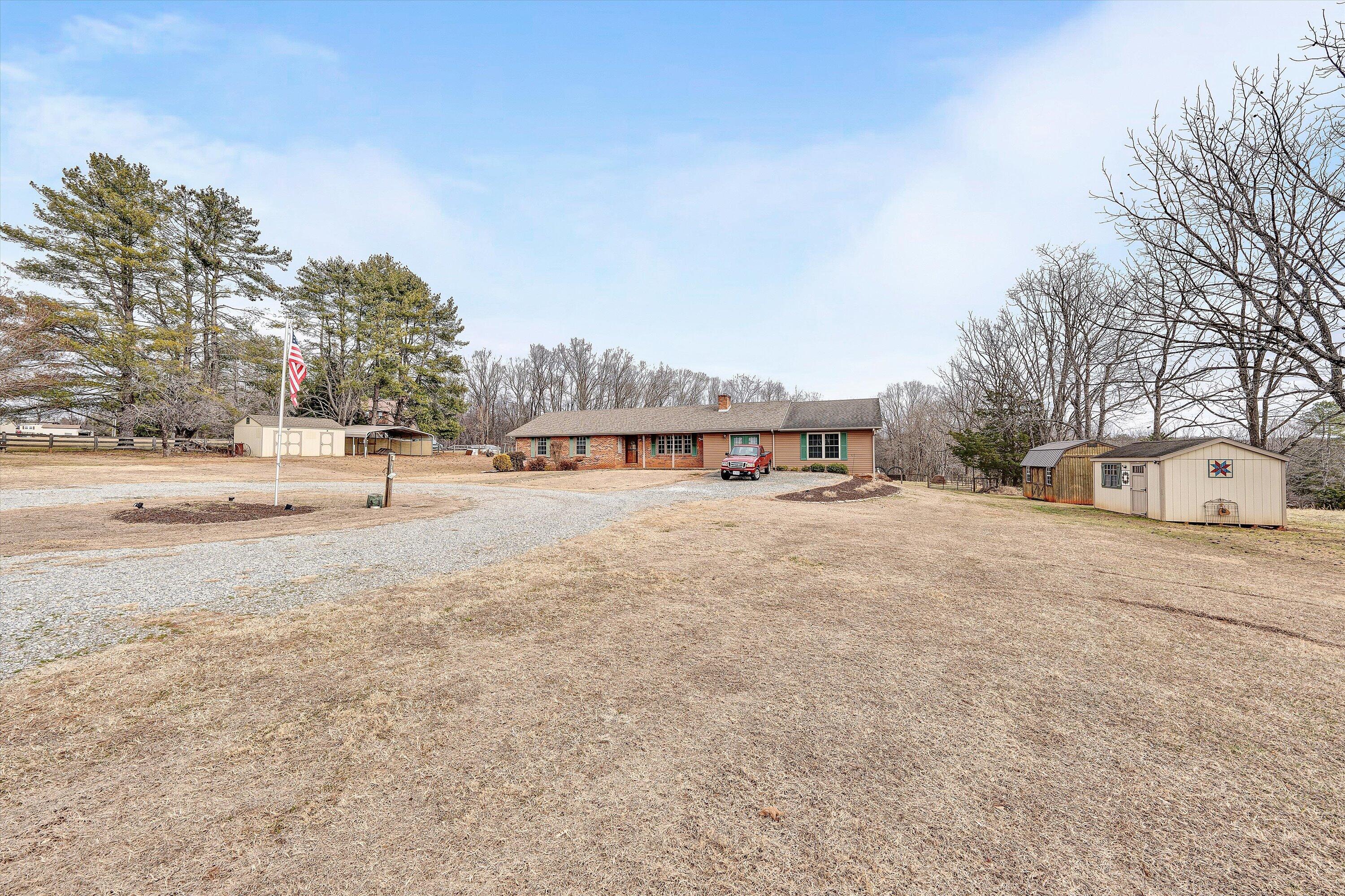 955 Kingston Road Wirtz, VA 24184 - Photo 43 of 60 42-DSC00121