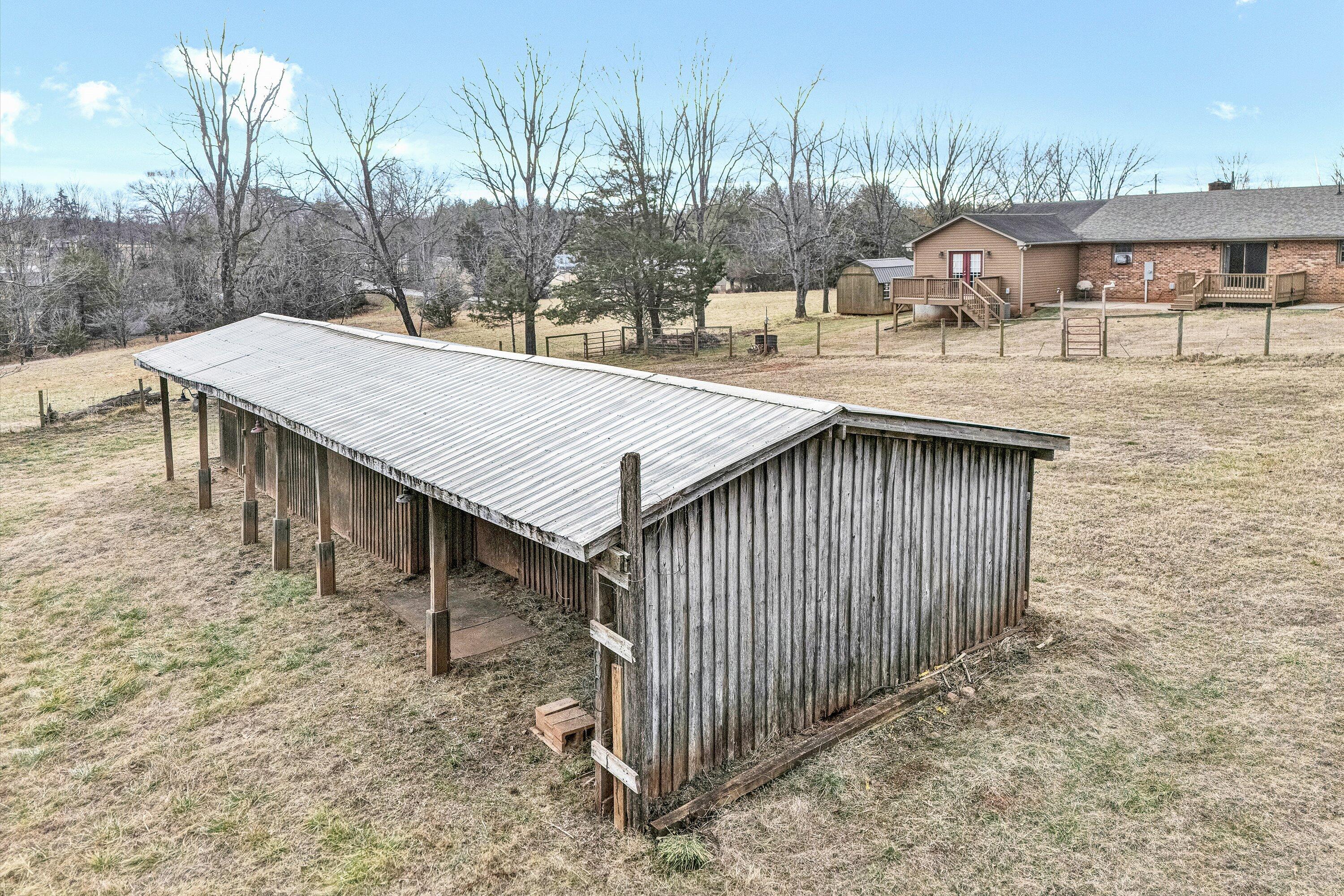 955 Kingston Road Wirtz, VA 24184 - Photo 56 of 60 49-DJI_20251231125050_0207