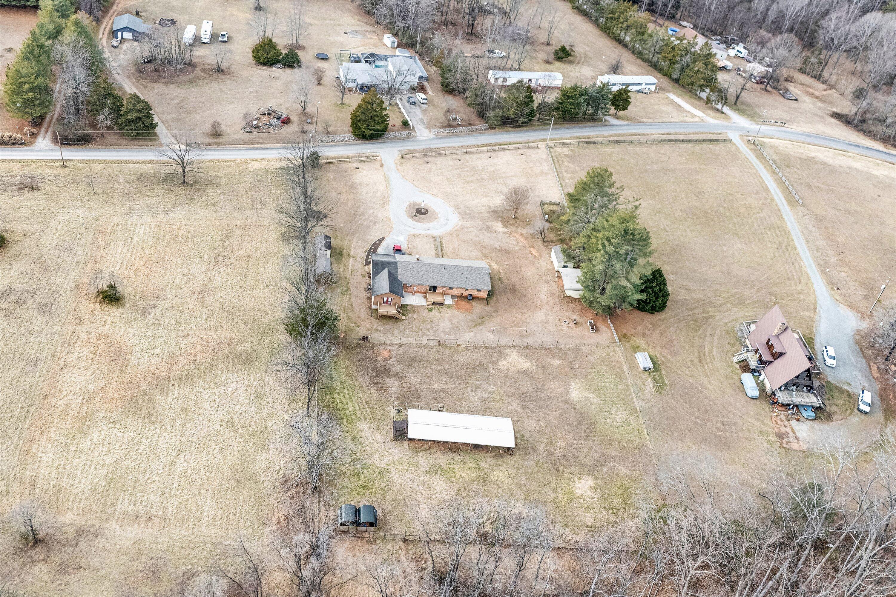 955 Kingston Road Wirtz, VA 24184 - Photo 58 of 60 46-DJI_20251231124933_0195