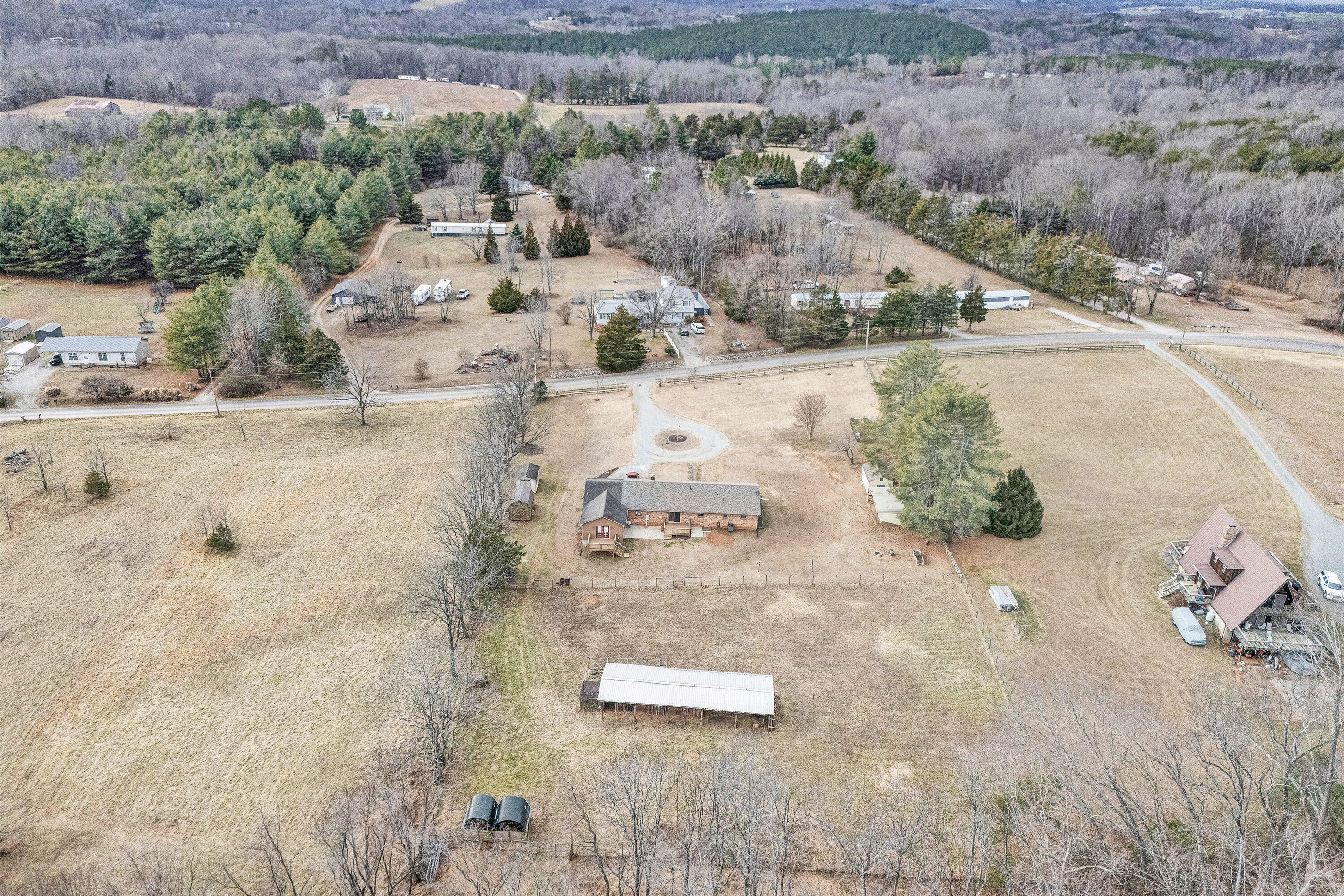 955 Kingston Road Wirtz, VA 24184 - Photo 60 of 60 47-DJI_20251231124957_0201