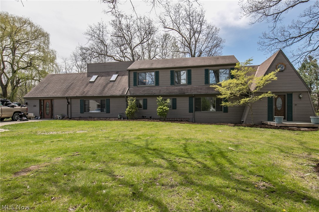 7600 Ridge Road Cleveland, OH 44129 - Photo 1 of 35 Gallery Image 1