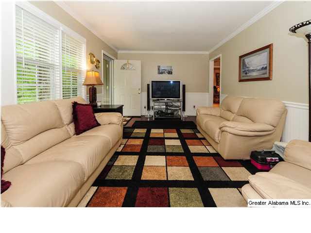 3337 Ridgely Drive Birmingham, AL 35243 - Photo 4 of 27