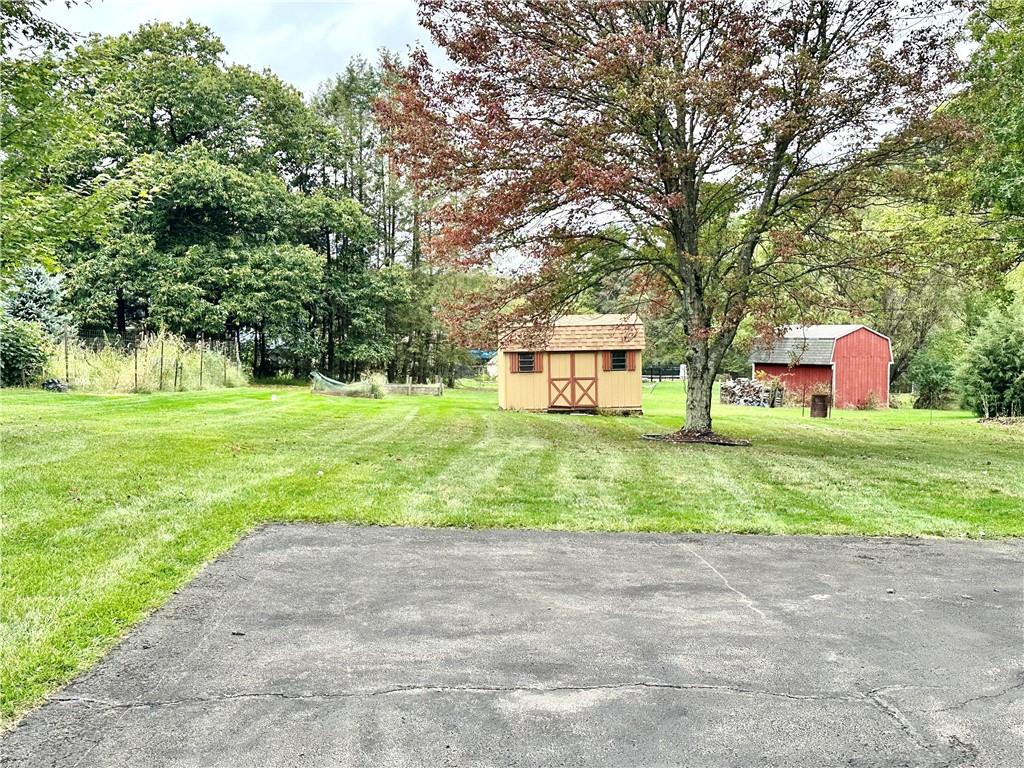 22 Carriage Road Greensburg, PA 15601 - Photo 39 of 50 level driveway and HUGE backyard