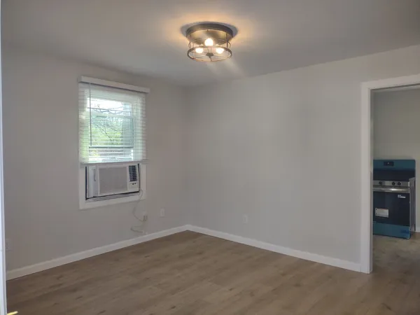 $1,025 | 143 Morrison Street, Unit 3, Gallatin, TN 37066