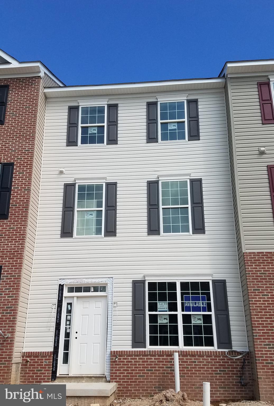 66 Cardinal Road Essex, MD 21221 - Photo 1 of 8 Gallery Image 1