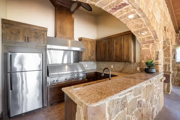 $12,000,000 | 1180 McReynolds Road, Sanger, TX 76266