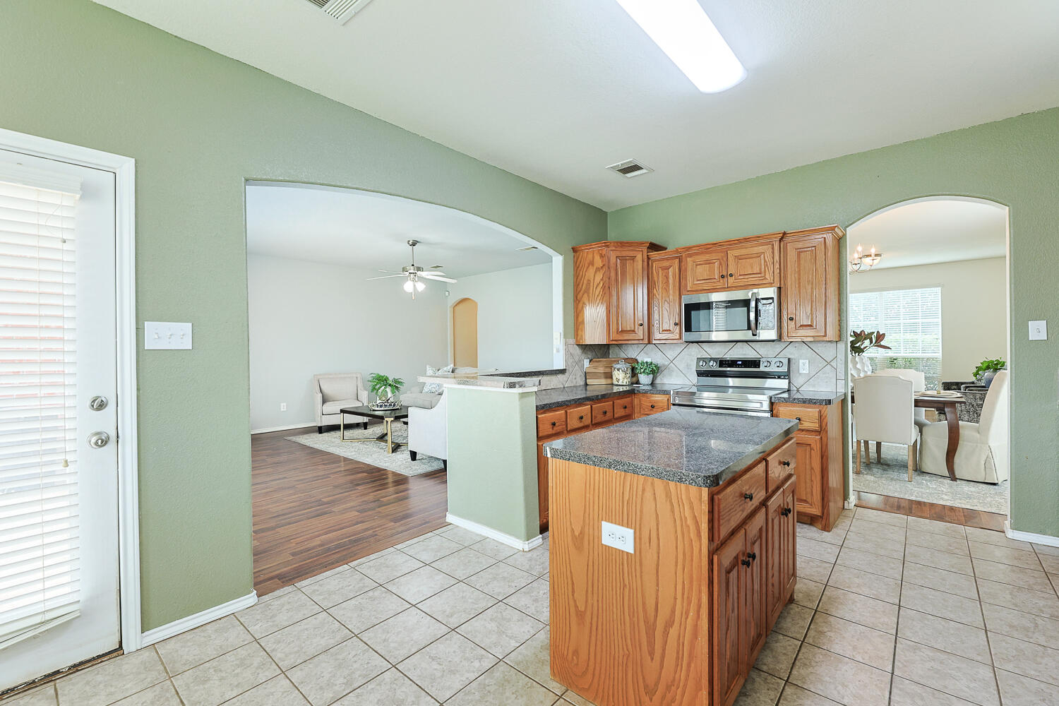 4919 Hanover Street Lubbock, TX 79416 - Photo 29 of 76 -
