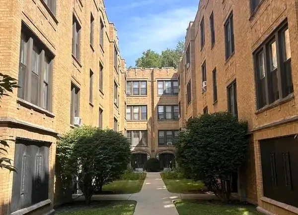 $1,650 | 1022 East Hyde Park Boulevard, Unit 1S, Chicago, IL 60615