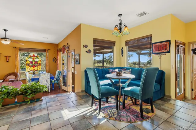 $835,000 | 9623 Requa Road, Helotes, TX 78023