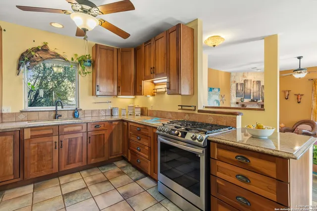 $835,000 | 9623 Requa Road, Helotes, TX 78023