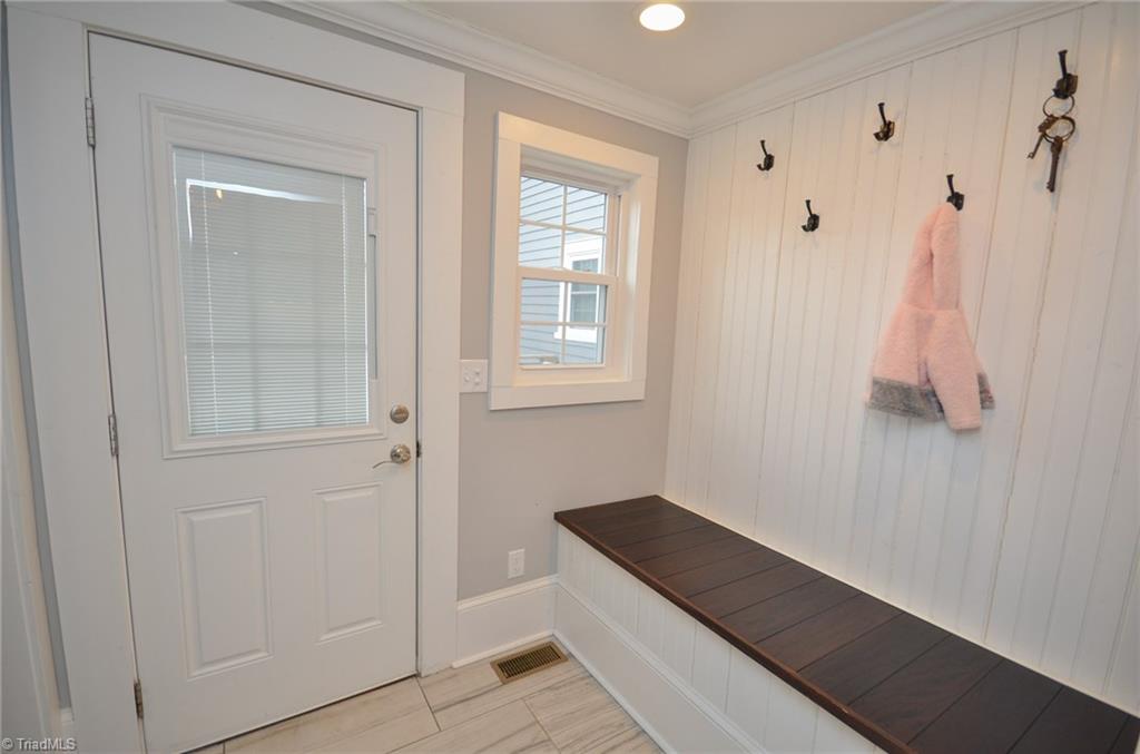 8025 Broad Street Rural Hall, NC 27045 - Photo 8 of 30