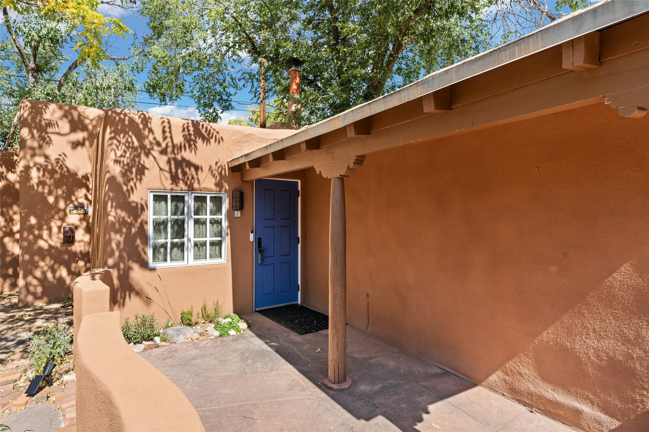 224 Artist Road, Unit 1 Santa Fe, NM 87501 - Photo 18 of 22 Front Patio