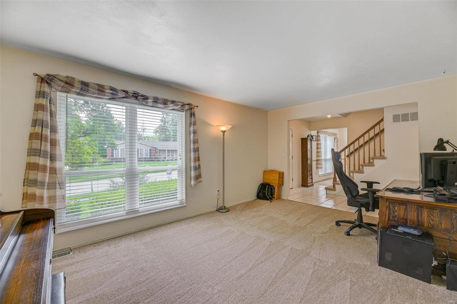1210 Beaver Creek Road Chesterfield, MO 63017 - Photo 4 of 23 Gallery Image 4