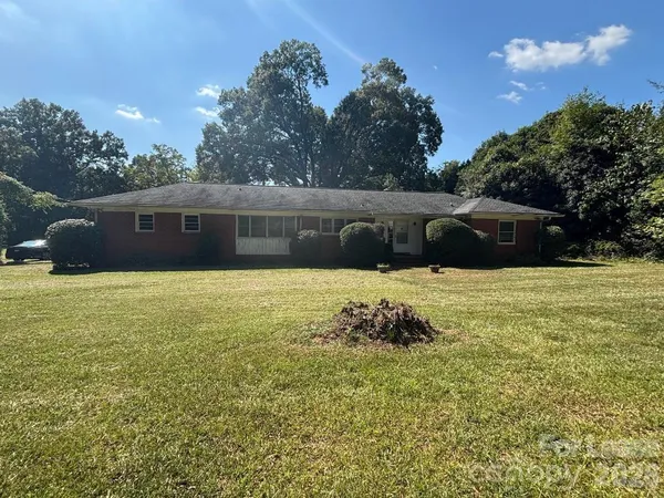 $2,200 | 6038 Preston Lane, Charlotte, NC 28270