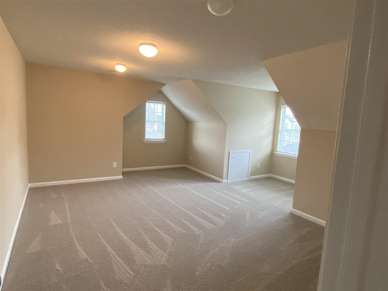 4802 Cutstone Court Raleigh, NC 27610 - Photo 9 of 13 Photo 9