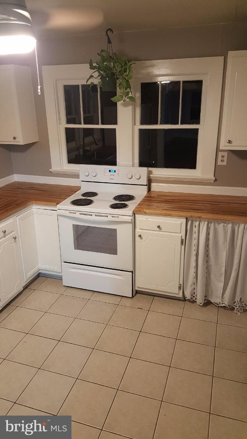 648 Caisson Road Fredericksburg, VA 22405 - Photo 22 of 27 Kitchen