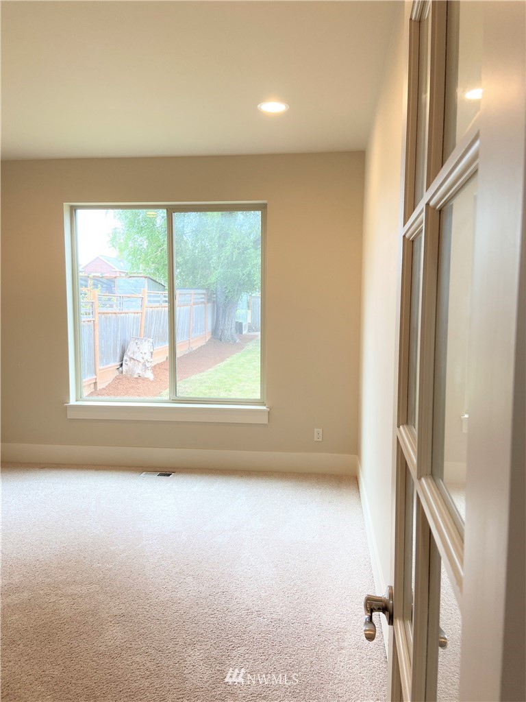 1514 Davis Avenue South Renton, WA 98055 - Photo 13 of 37 Gallery Image 13