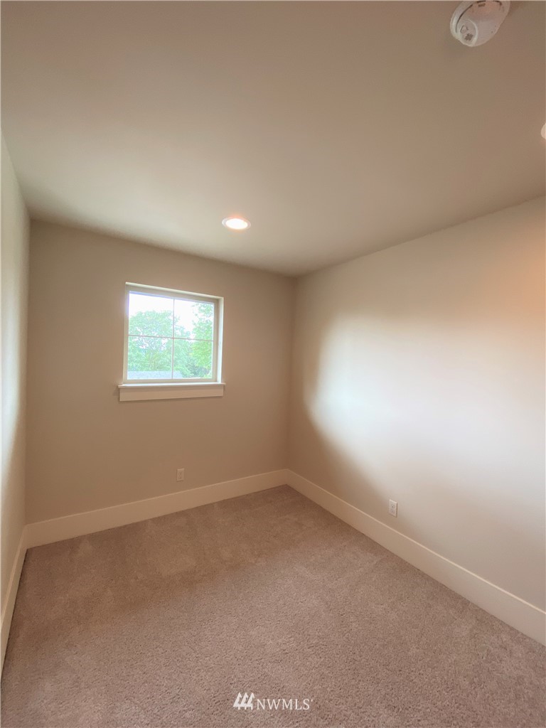 1514 Davis Avenue South Renton, WA 98055 - Photo 20 of 37 Gallery Image 20