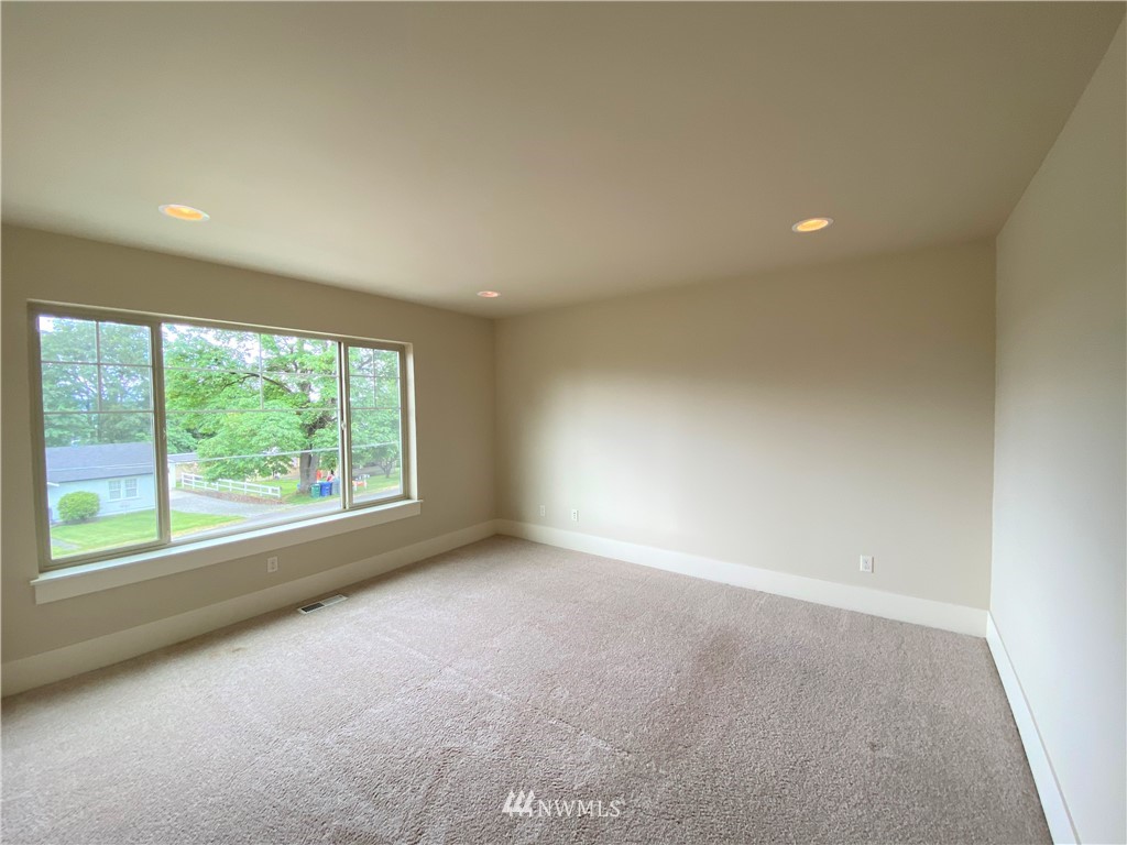 1514 Davis Avenue South Renton, WA 98055 - Photo 23 of 37 Gallery Image 23